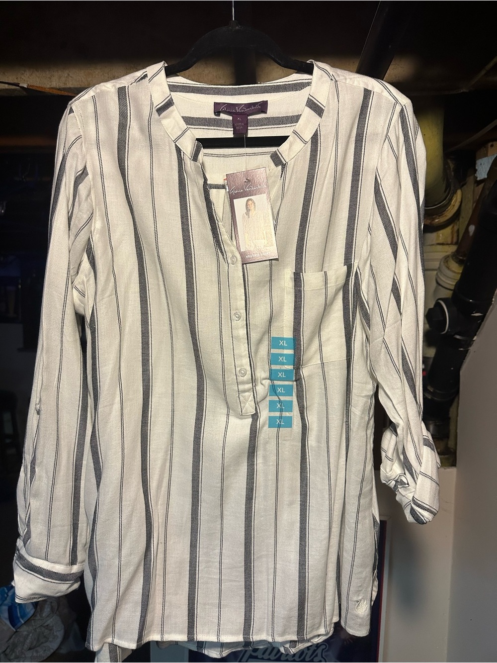 Gloria Vanderbilt White Shirt with Gray Vertical Stripes